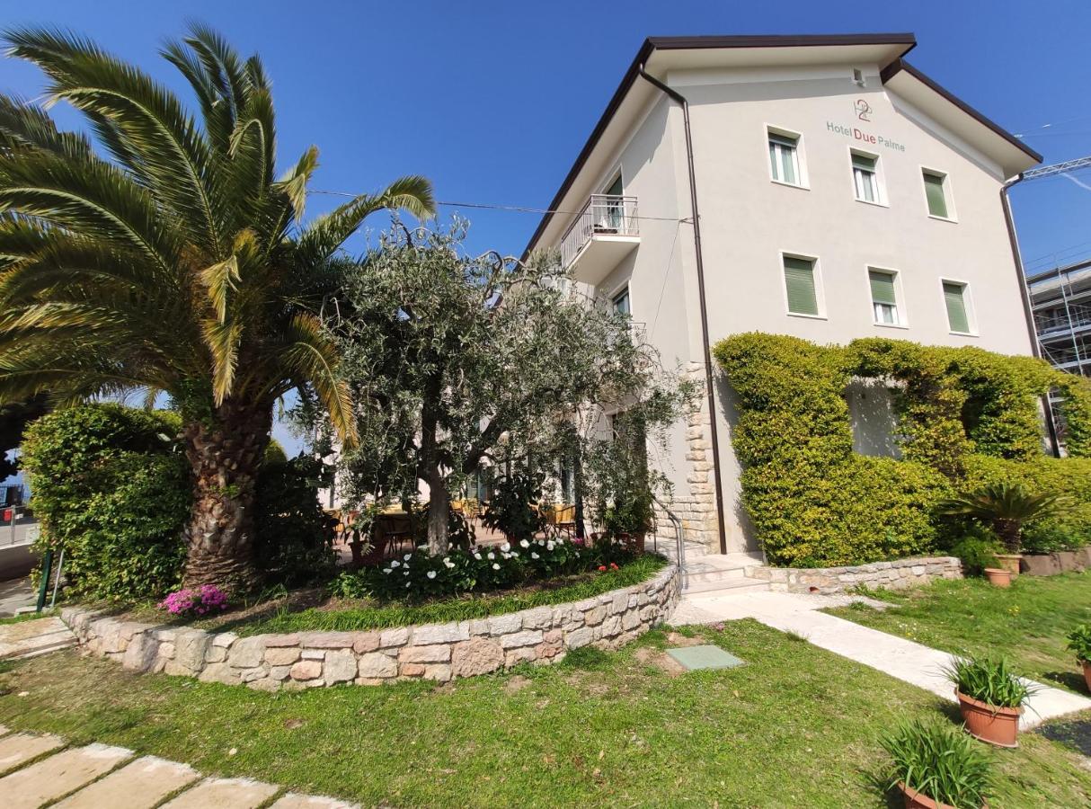 Hotel 2 Palme Torri Del Benaco Exterior foto